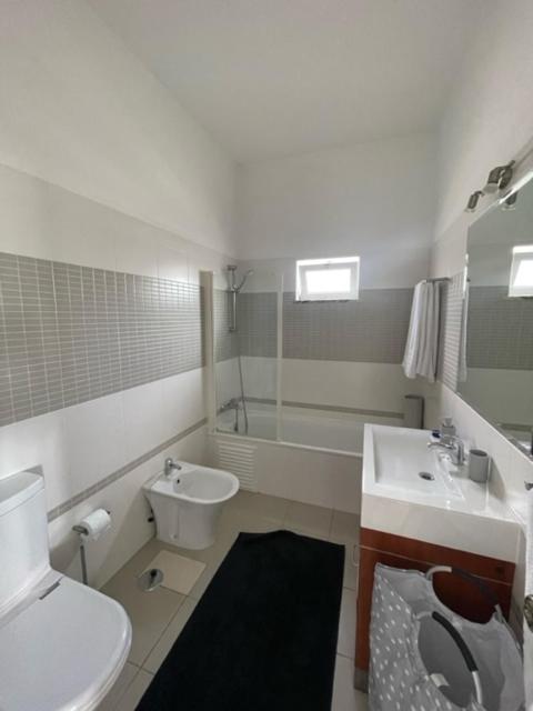 Apartament Linha D Agua - Ap Salema Zewnętrze zdjęcie
